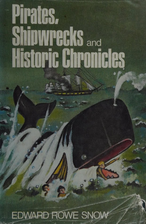 Book Cover of PIRATES, SHIPWRECKS, AND HISTORIC CHRONICLES