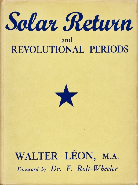 Book Cover of SOLAR RETURNS AND REVOLUTIONAL PERIODS